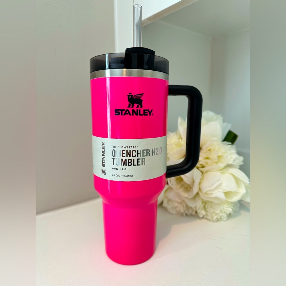 Stanley 40 Oz. Quencher H2.0 Quencher - NEW ELECTRIC PINK!